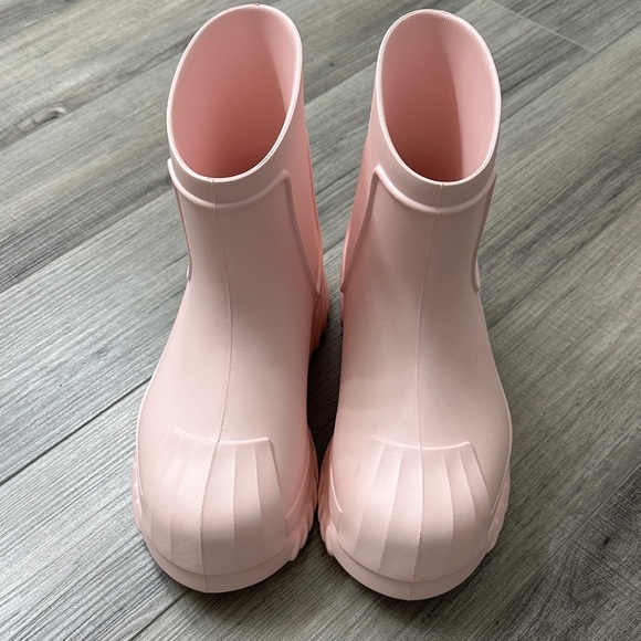 Adidas Light Pink Ankle Boots - Picture 2 of 5